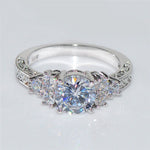 Exquisite Silver Color White Zircon Crystal Ring